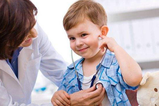 儿童早期听力障碍的症状有哪些呢